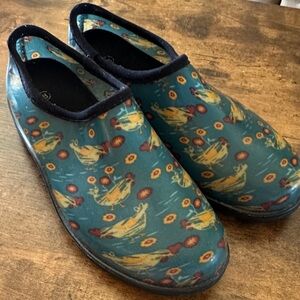 Women’s Northside Sloggers Floral Patterned Slip-On Shoes size 8